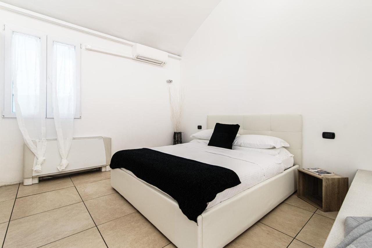 Loft Near Duomo Appartement Como Buitenkant foto